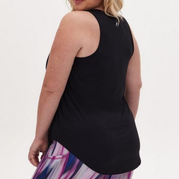 Torrid Jersey Scoop Neck Sleeveless Active Tank - Picture 2 of 4